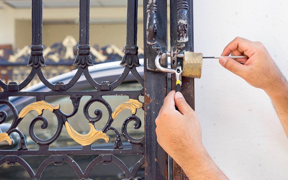 serrurier porte Auriol